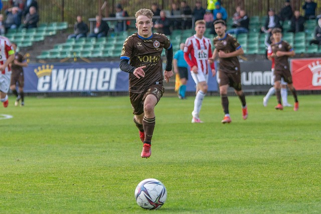 更反映出两 更反映出两